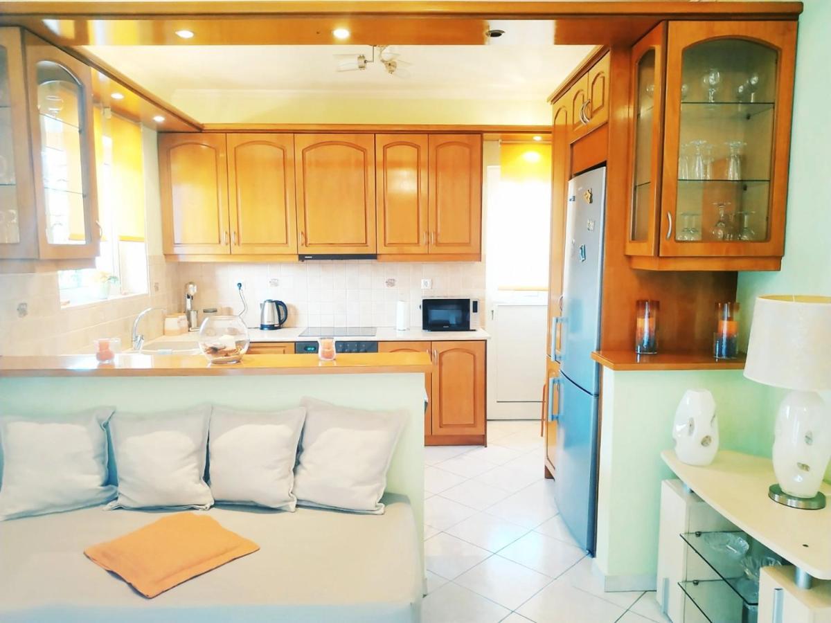 Jimmy'S House Apartment Artemida  Bagian luar foto