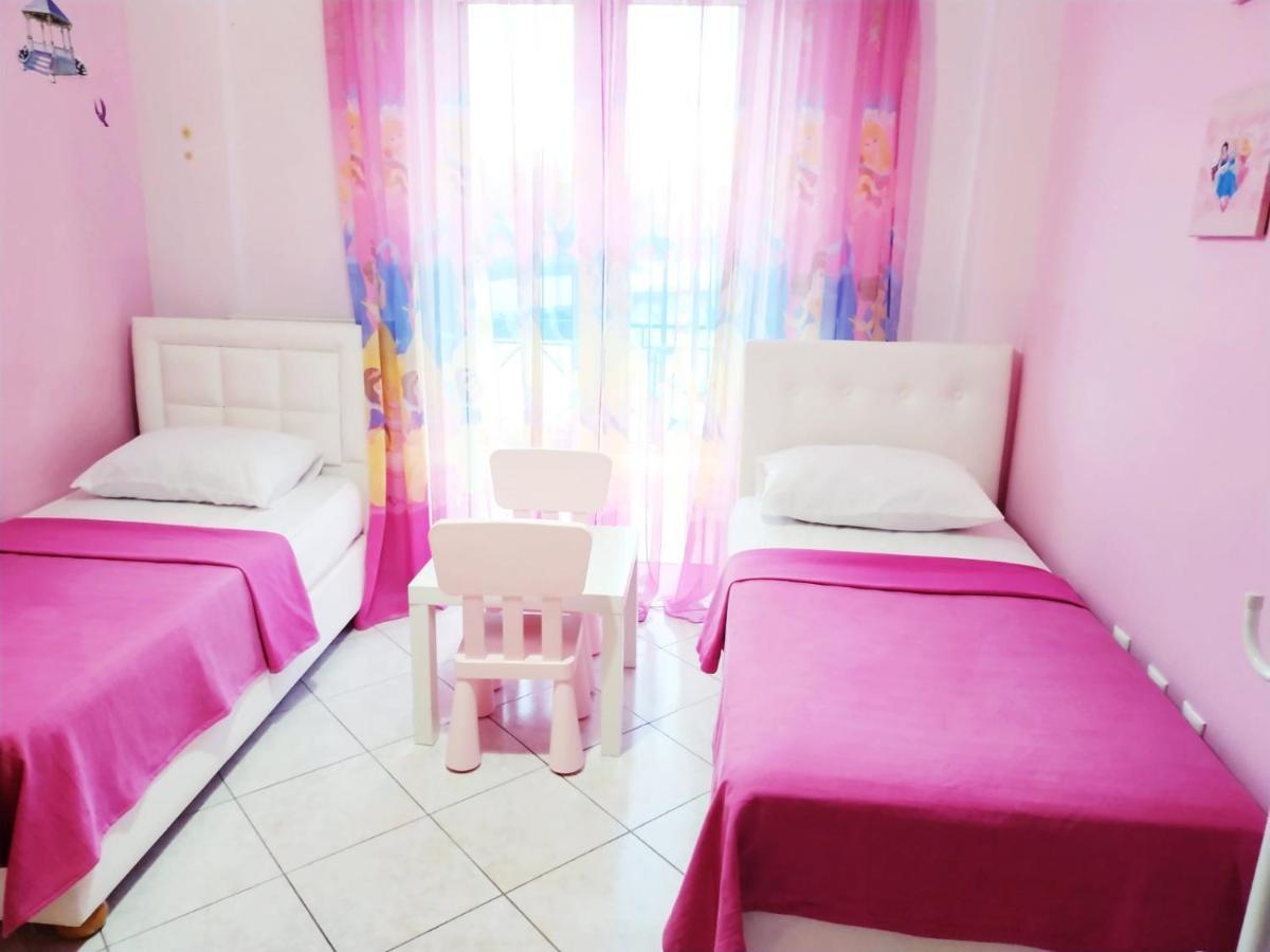 Jimmy'S House Apartment Artemida  Bagian luar foto